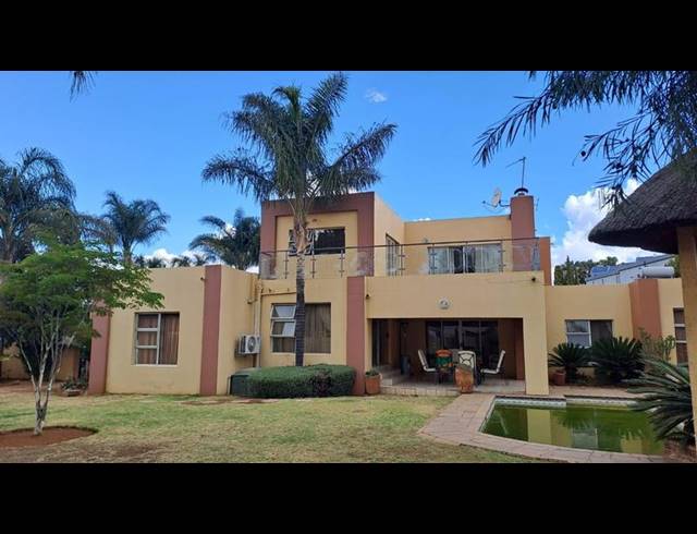 4 BEDROOM HOUSE FOR SALE IN MEYERSDAL